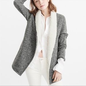 Abercrombie & Fitch Thick Sherpa Gray Sweater Cardigan With Pockets Size Small